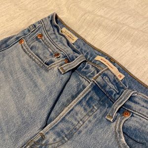 Levi’s Wedgie Straight Jeans